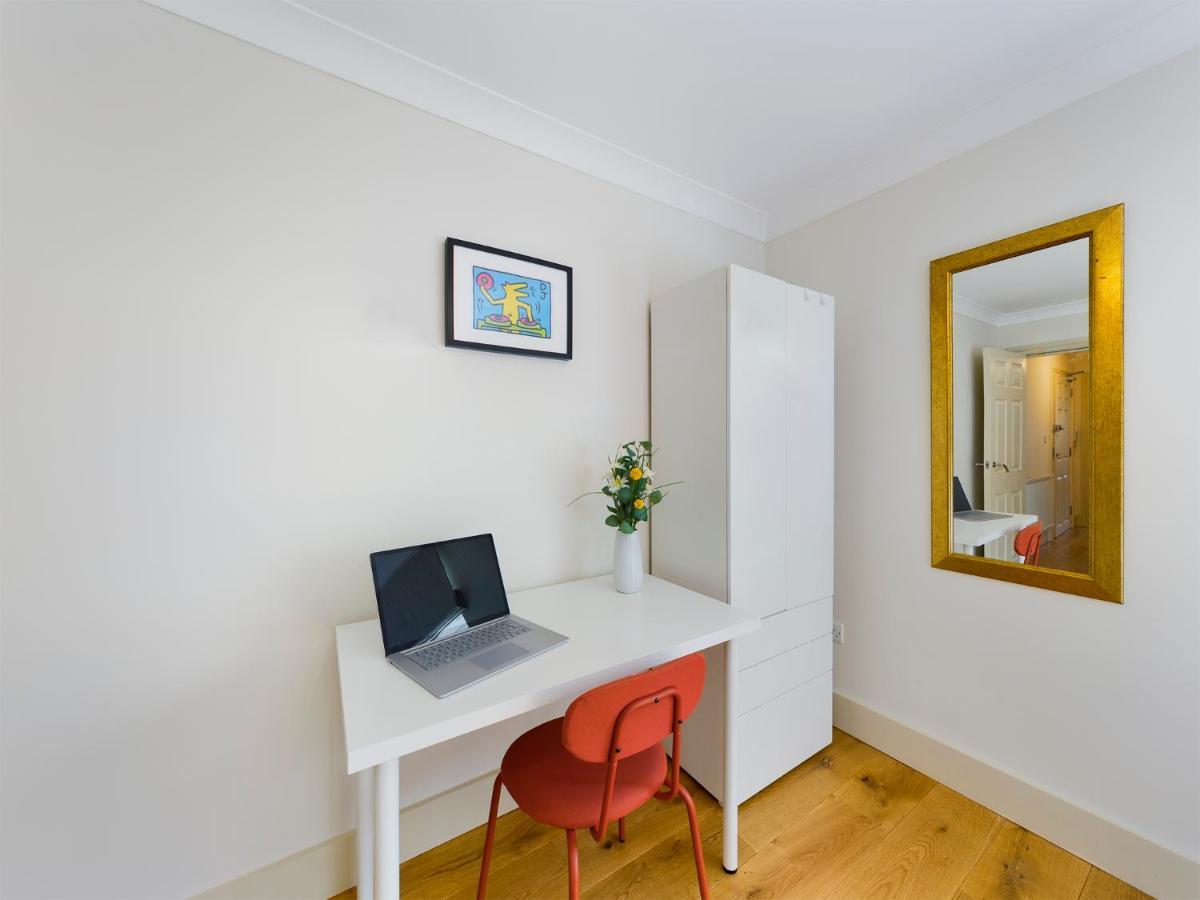 Redhill Town Centre Apartments By Livingo Exteriér fotografie